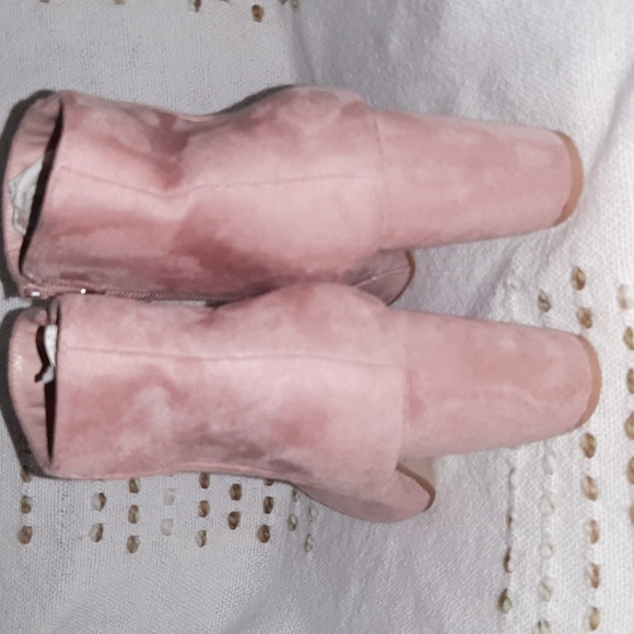 Booties - Picture 4 of 6